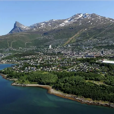 Apartment דירה *